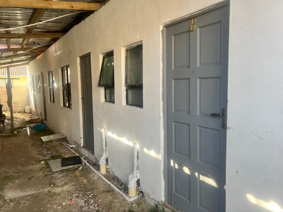 14 Bedroom Property for Sale in Mandalay Western Cape